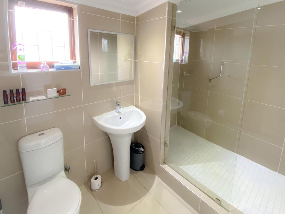 The Meritus Guest House Westville Екстериор снимка