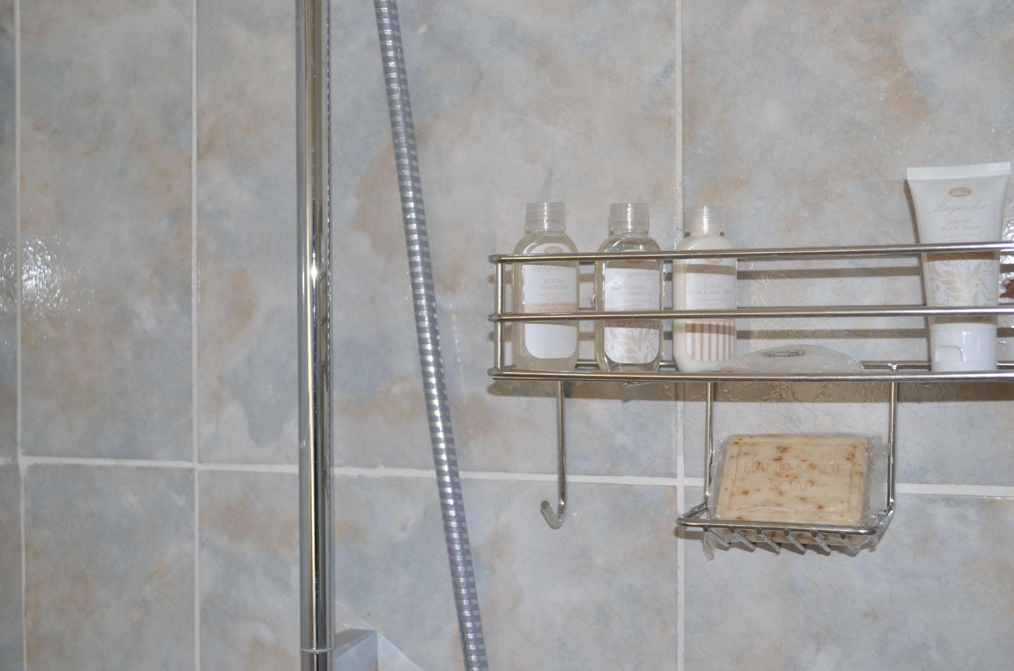 The Meritus Guest House Westville Екстериор снимка