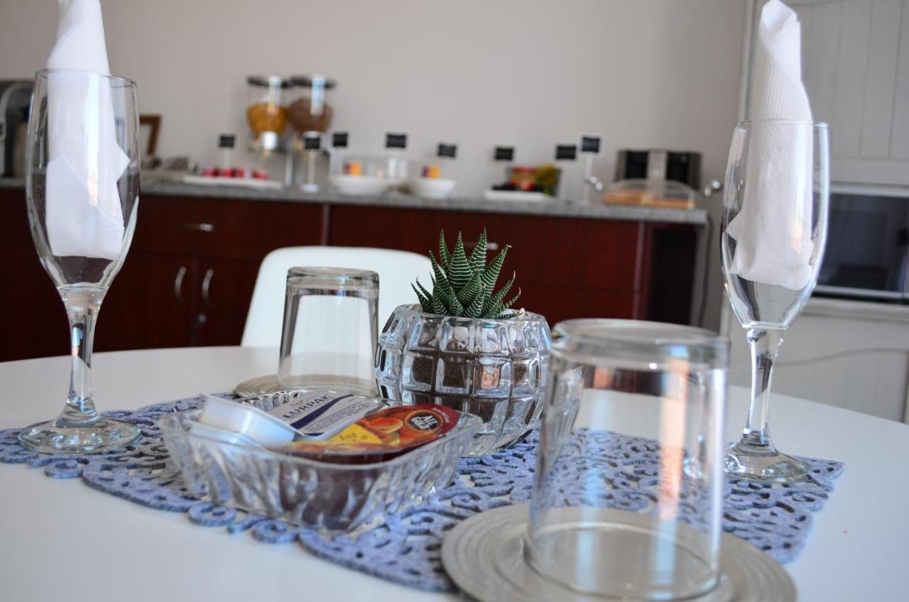 The Meritus Guest House Westville Екстериор снимка